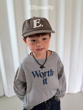 Cargar imagen en el visor de la galería, 【予約】ウォースイットチェインティー 長袖 トップス AW 韓国 韓国子供服 2026 ELLYMOLLY - W select baby kids