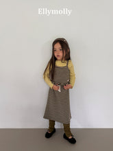 Load image into Gallery viewer, 【予約】チェストナッツウォーマーソックス 靴下 フリル AW 韓国 韓国子供服 2026 ELLYMOLLY - W select baby kids