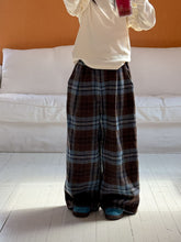 Load image into Gallery viewer, 【予約】ブルーチェックストレートパンツ bottom ゆったり 冬100~160cm Wselect