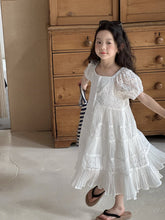 Load image into Gallery viewer, 【予約】コットンレースパフスリーブワンピ 夏 レース 100~150cm 子供服 Wselect SS 子供服 Wselect - W select baby kids