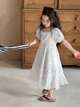 Load image into Gallery viewer, 【予約】コットンレースパフスリーブワンピ 夏 レース 100~150cm 子供服 Wselect SS 子供服 Wselect - W select baby kids