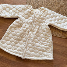 Load image into Gallery viewer, 【予約】キルティングホワイトコート 羽織 あったか 冬80~130cm Wselect