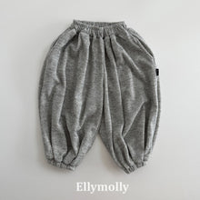 Load image into Gallery viewer, 【予約】ヴィッキーバルーンパンツ ボトム ゆったり AW 韓国 韓国子供服 2026 ELLYMOLLY - W select baby kids