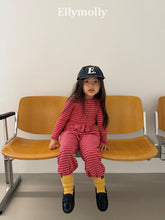 Load image into Gallery viewer, 【予約】ロエンフリルカーディガン ボーダー AW 韓国 韓国子供服 2026 ELLYMOLLY - W select baby kids