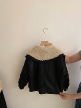 Load image into Gallery viewer, 【予約】ボアエリレザーブルゾン 羽織 あったか おそろい 110~170cm Wselect