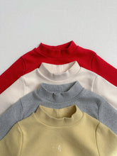 Cargar imagen en el visor de la galería, 【予約】planeタートルネックT 長袖 ロンT cotton AW韓国子供服 2026 冬 atomeme Wselect