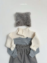 Charger l'image dans la galerie, 【予約】ワッフルハイネックカーディガン AW 韓国 韓国子供服 2026 minirobe