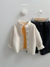 Charger l'image dans la galerie, 【予約】ワッフルハイネックカーディガン AW 韓国 韓国子供服 2026 minirobe