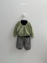 Load image into Gallery viewer, 【予約】ボンボンジョガーパンツ AW bottom 韓国 韓国子供服 2026 minirobe digreen Wselect