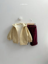 Load image into Gallery viewer, 【予約】バーバルフードジップアップ AW 羽織 parker 韓国 韓国子供服 2026 minirobe Wselect