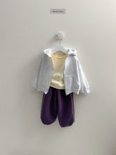 Charger l'image dans la galerie, 【予約】キャラメルフードジップ AW 韓国 韓国子供服 2026 digreen