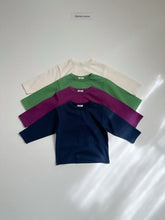 Cargar imagen en el visor de la galería, 【予約】クロスTシャツ AW 韓国 韓国子供服 2026 digreen