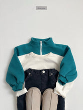 Cargar imagen en el visor de la galería, 【予約】クロスTシャツ AW 韓国 韓国子供服 2026 digreen