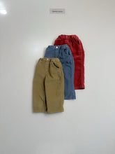 Load image into Gallery viewer, 【予約】ベルベティーンパンツ AW 韓国 韓国子供服 2026 digreen