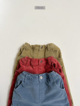 Load image into Gallery viewer, 【予約】ベルベティーンパンツ AW 韓国 韓国子供服 2026 digreen