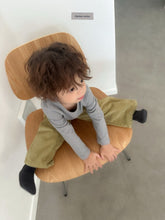 Load image into Gallery viewer, 【予約】ベルベティーンパンツ AW 韓国 韓国子供服 2026 digreen