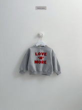 Load image into Gallery viewer, 【予約】ラブモアトレーナー AW 韓国 韓国子供服 2026 digreen