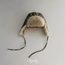 Cargar imagen en el visor de la galería, 【予約】エスキモファーパイロット帽子 AW 韓国 韓国子供服 2026 ellymolly
