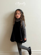Charger l'image dans la galerie, 【予約】ドットブラッシュモックタートルネックTシャツ AW 韓国 韓国子供服 2026 ellymolly