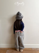 Cargar imagen en el visor de la galería, 【予約】アーケッドジョガーパンツ AW bottom 韓国 韓国子供服 2026 ellymolly