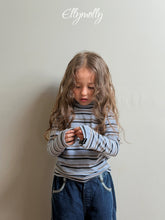 Charger l'image dans la galerie, 【予約】スノーウォーマータートルネック AW 韓国 韓国子供服 2026 ellymolly
