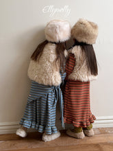Charger l'image dans la galerie, 【予約】パブリックリバーシブルベスト AW 韓国 韓国子供服 2026 ellymolly