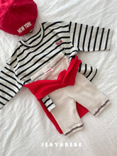 Cargar imagen en el visor de la galería, 【予約】ボーダートップス AW 韓国 韓国子供服 2026 JEAYABEBE - W select baby kids