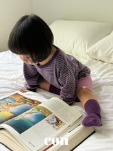 Load image into Gallery viewer, 【予約】ボーダーTシャツ AW 韓国 韓国子供服 2026 CON