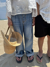 Cargar imagen en el visor de la galería, 【予約】OURハミングビスチェ レース 夏 SS 韓国 2026 OUR 90~160cm - W select baby kids
