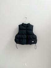 Load image into Gallery viewer, 【予約】ポングルパディングジャケット  中綿　ベスト　AW韓国子供服 2026 冬　atomeme Wselect
