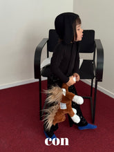 Cargar imagen en el visor de la galería, 【予約】ブラックホールパンツ AW 韓国  韓国子供服　2026 CON
