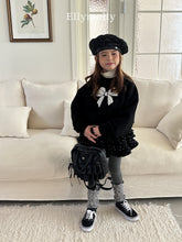 Load image into Gallery viewer, 【即納】リボンショートトップス　MTM　TOPS　AW 韓国 2025 ELLYMOLLY
