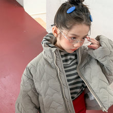 Load image into Gallery viewer, 【予約】ハートキルティングコート  羽織　あったか　冬80～130ｃｍ　Wselect
