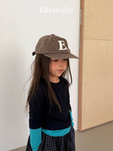 Load image into Gallery viewer, 【予約】ローリングカラーブロックティー　長袖　トップス　AW 韓国  韓国子供服　2026 ELLYMOLLY - W select  baby kids
