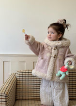 Load image into Gallery viewer, 【予約】ベビーピンクフードコート　長袖　ふわふわ　冬80～130ｃｍ　Wselect
