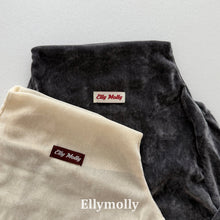 Load image into Gallery viewer, 【予約】ベルベットメッシュモックタートルネック　長袖　トップス　AW 韓国  韓国子供服　2026 ELLYMOLLY - W select  baby kids
