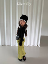 Load image into Gallery viewer, 【予約】プレログパンツ　フリル　ボトム　AW 韓国  韓国子供服　2026 ELLYMOLLY - W select  baby kids
