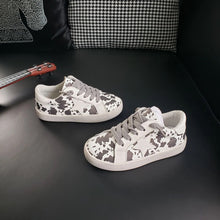 Load image into Gallery viewer, 【予約】ＳＴＡＲスニーカー　Kids　子供靴　shoes　くつ　ヒョウ柄　Wselect
