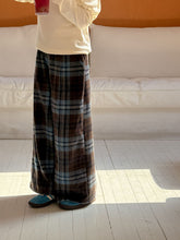 Load image into Gallery viewer, 【予約】ブルーチェックストレートパンツ bottom　ゆったり　冬100～160ｃｍ　Wselect
