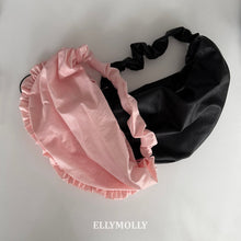 Load image into Gallery viewer, 【予約】メモリーフレームバッグ　フリル　カバン　AW 韓国  韓国子供服　2026 ELLYMOLLY - W select  baby kids
