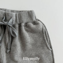 Cargar imagen en el visor de la galería, 【予約】バブルカプリジョガーパンツ　ボトム　AW 韓国  韓国子供服　2026 ELLYMOLLY - W select  baby kids
