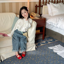 Load image into Gallery viewer, 【予約】 フラワーストレートデニムパンツ  bottom　花柄　80～130ｃｍ　Wselect - W select  baby kids

