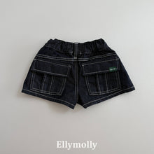 Load image into Gallery viewer, 【予約】フラップノンフェイドパンツ　ボトム　ハーフパンツ　AW 韓国  韓国子供服　2026 ELLYMOLLY - W select  baby kids
