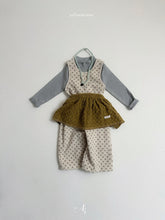 Cargar imagen en el visor de la galería, 【予約】planeタートルネックT 長袖　ロンT cotton AW韓国子供服 2026 冬　atomeme Wselect
