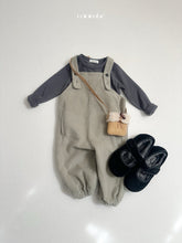 Cargar imagen en el visor de la galería, 【予約】テリーオーバーオール AW 韓国 韓国子供服 2026 minirobe
