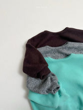Load image into Gallery viewer, 【予約】ビートルズスウェット AW 韓国 韓国子供服 2026　トップス　 minirobe　Wselect　digreen
