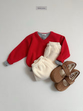 Charger l'image dans la galerie, 【予約】コージーvネックニット AW 韓国 韓国子供服 2026 digreen
