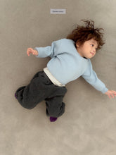 Charger l'image dans la galerie, 【予約】コージーvネックニット AW 韓国 韓国子供服 2026 digreen
