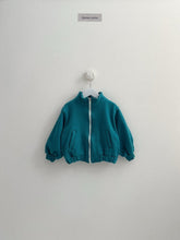 Cargar imagen en el visor de la galería, 【予約】キャメルジップアップ AW 韓国 韓国子供服 2026 digreen

