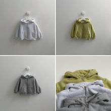 Cargar imagen en el visor de la galería, 【予約】キャラメルフードジップ AW 韓国 韓国子供服 2026 digreen
